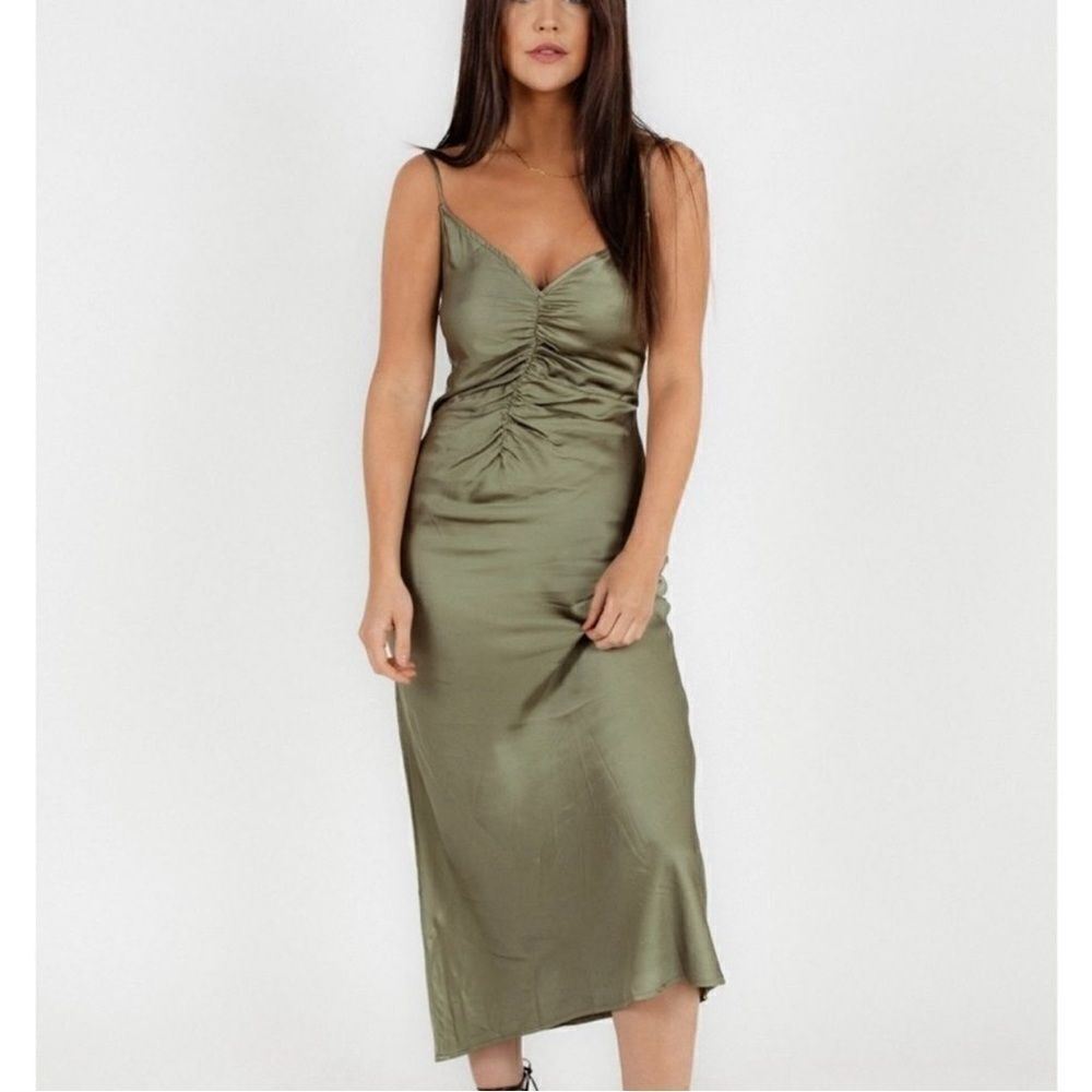 ASTR The Label Olive Green MIDI Dress(Size Small)